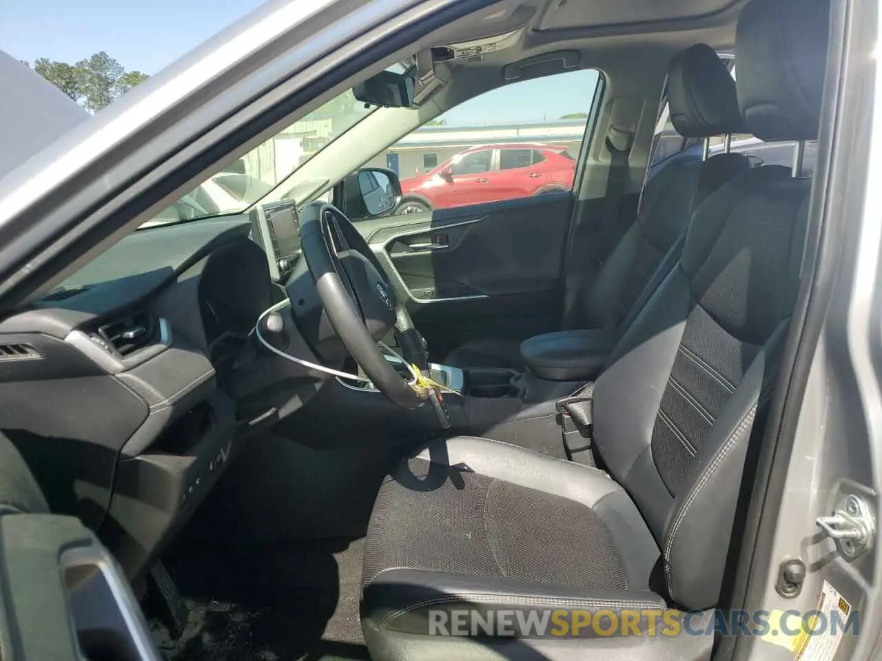 7 fotografías del automóvil dañado JTMDWRFV6LJ048608 TOYOTA RAV4 2020