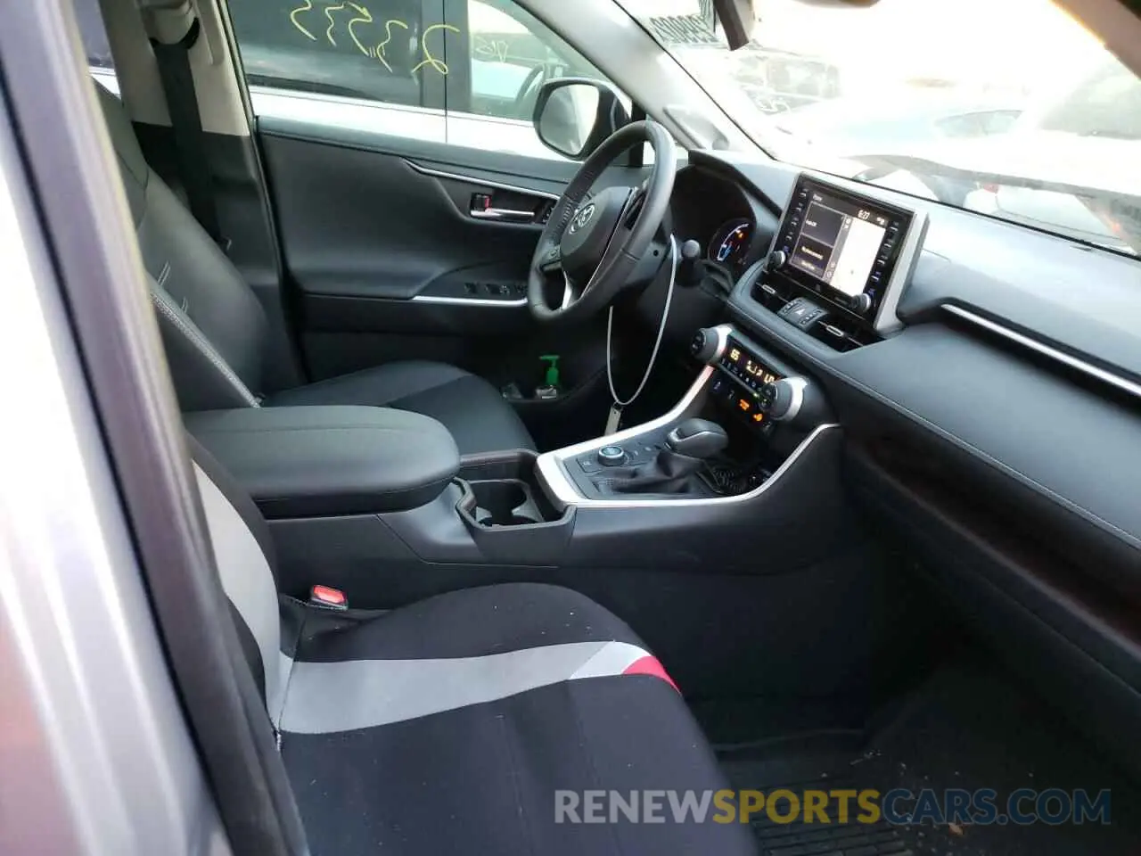 5 fotografías del automóvil dañado JTMDWRFV9LD068625 TOYOTA RAV4 2020