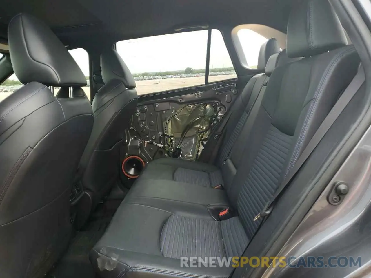 10 fotografías del automóvil dañado JTME6RFV6LD501595 TOYOTA RAV4 2020