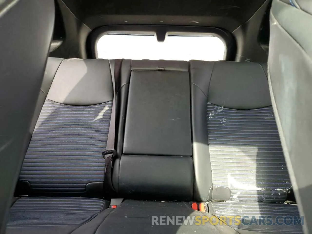 10 fotografías del automóvil dañado JTMEWRFV0LJ032733 TOYOTA RAV4 2020