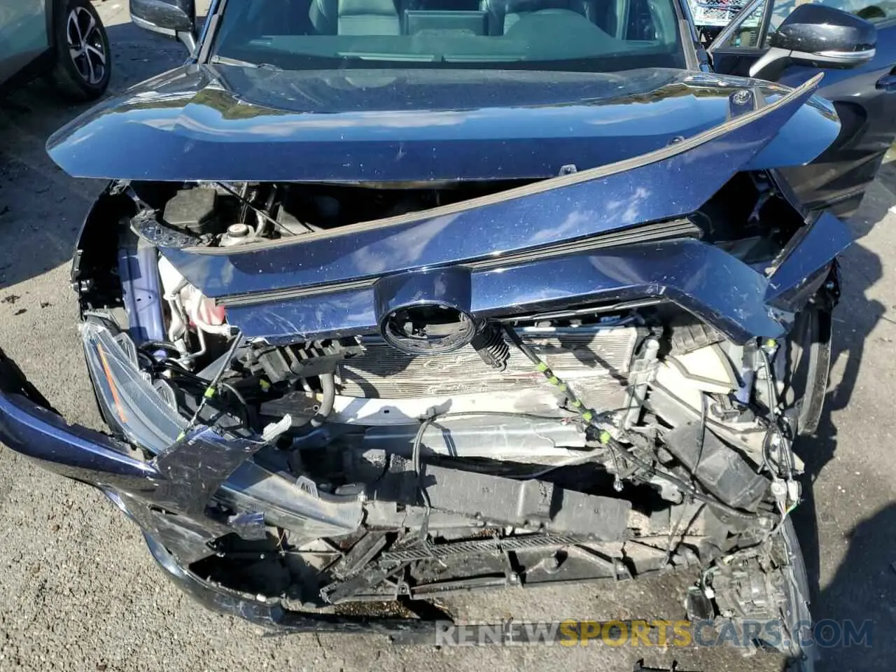 12 fotografías del automóvil dañado JTMEWRFV3LD538460 TOYOTA RAV4 2020