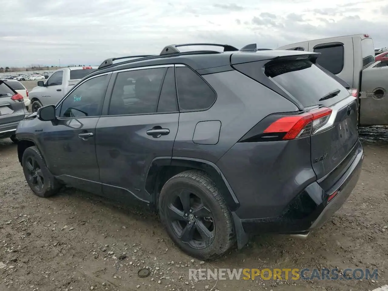 2 fotografías del automóvil dañado JTMEWRFV4LJ041144 TOYOTA RAV4 2020