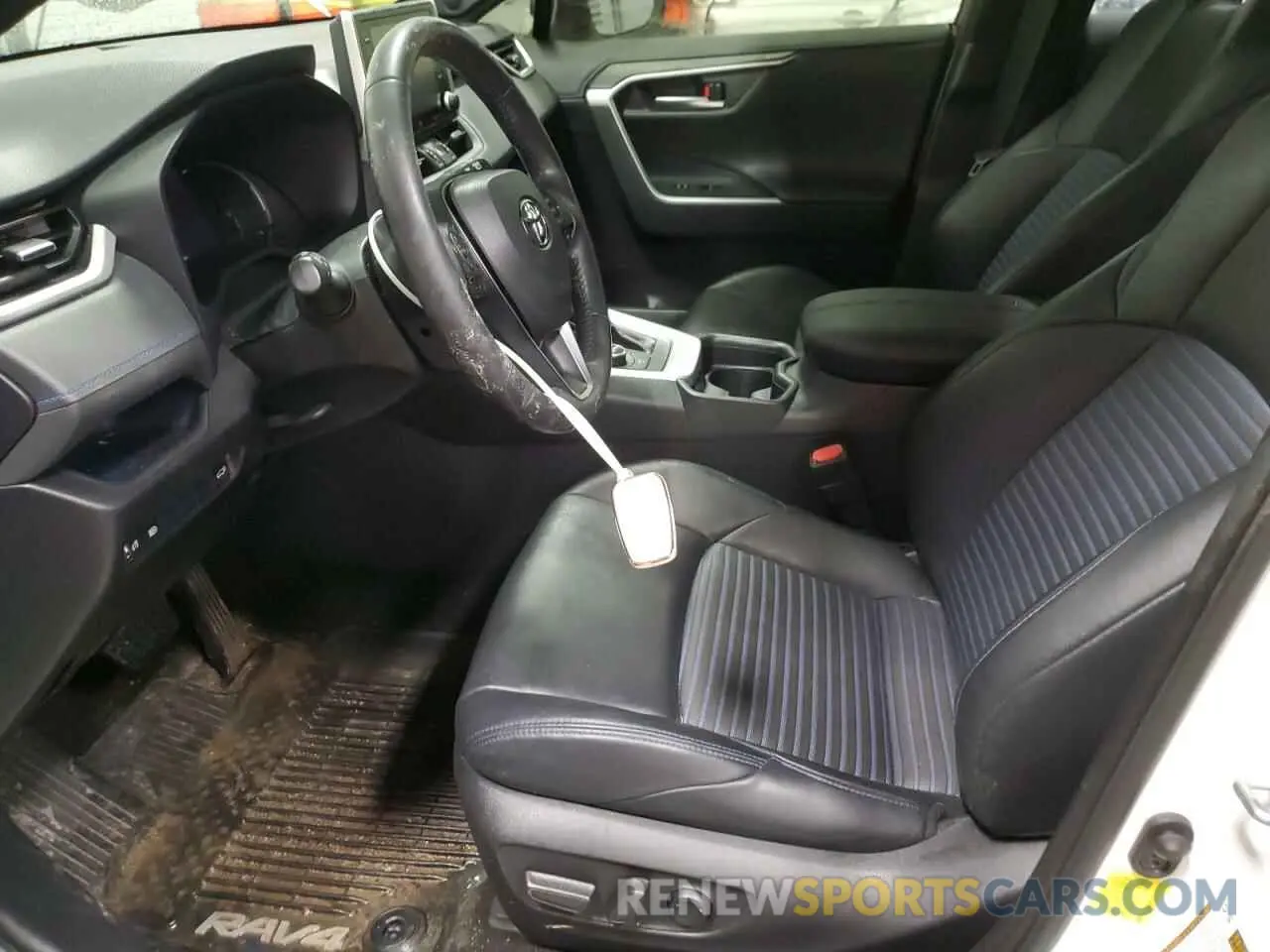 7 fotografías del automóvil dañado JTMEWRFV7LD527123 TOYOTA RAV4 2020