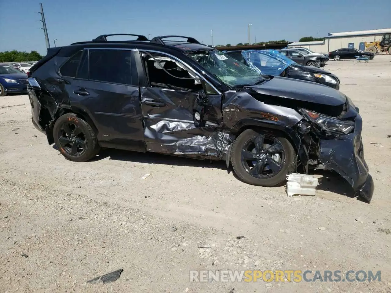 9 fotografías del automóvil dañado JTMEWRFV8LD547865 TOYOTA RAV4 2020