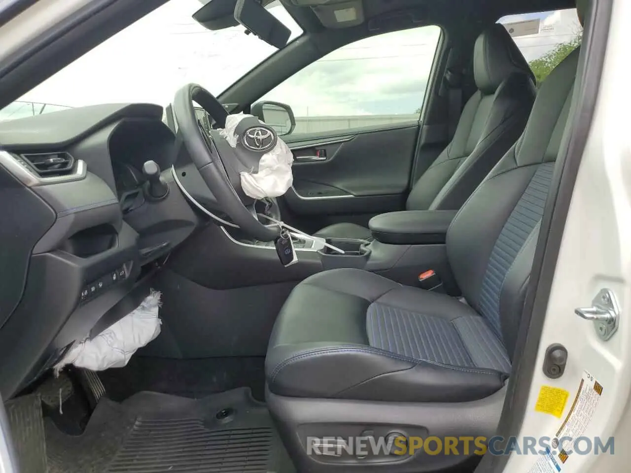 7 fotografías del automóvil dañado JTMEWRFV9LD539385 TOYOTA RAV4 2020