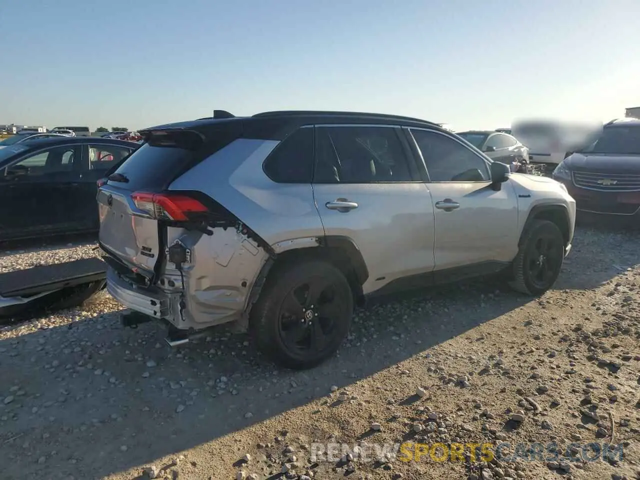 3 fotografías del automóvil dañado JTMEWRFV9LJ033203 TOYOTA RAV4 2020