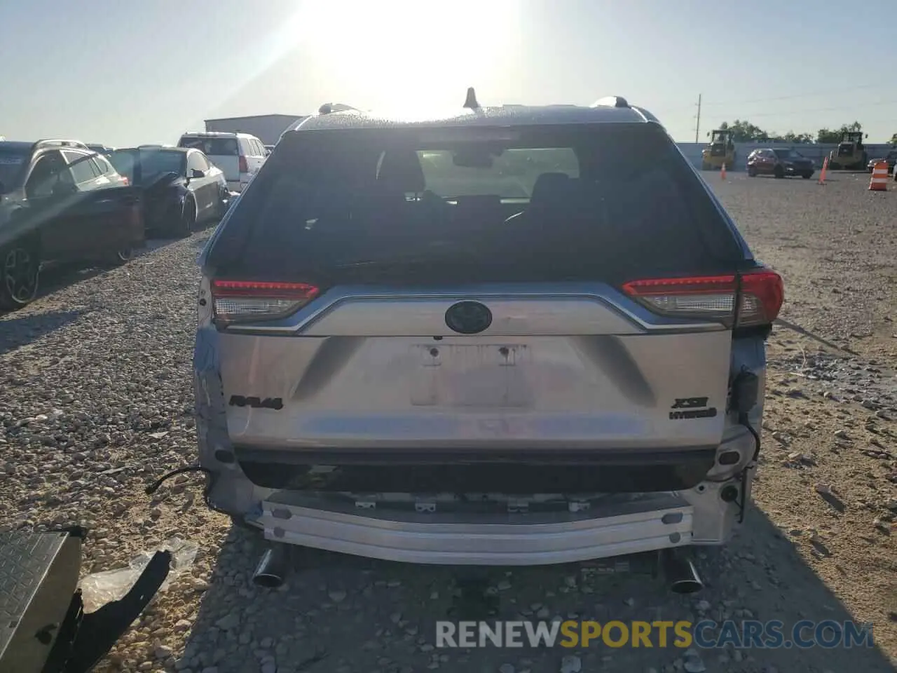 6 fotografías del automóvil dañado JTMEWRFV9LJ033203 TOYOTA RAV4 2020