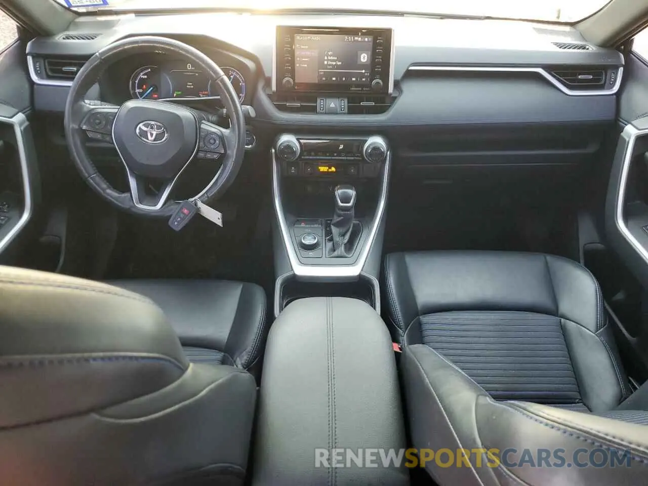 8 fotografías del automóvil dañado JTMEWRFV9LJ033203 TOYOTA RAV4 2020