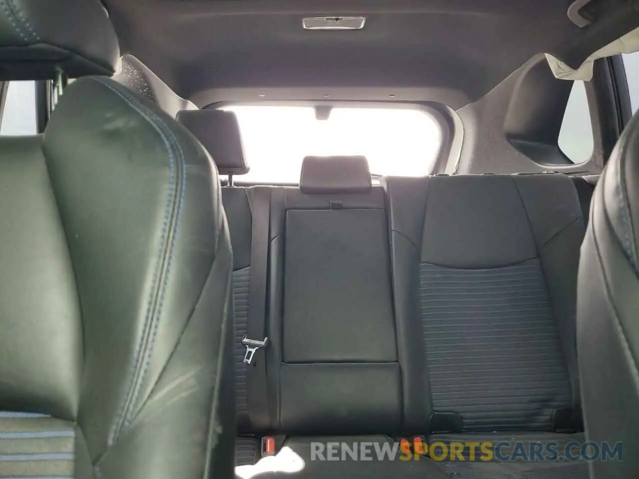 10 fotografías del automóvil dañado JTMEWRFVXLD528668 TOYOTA RAV4 2020