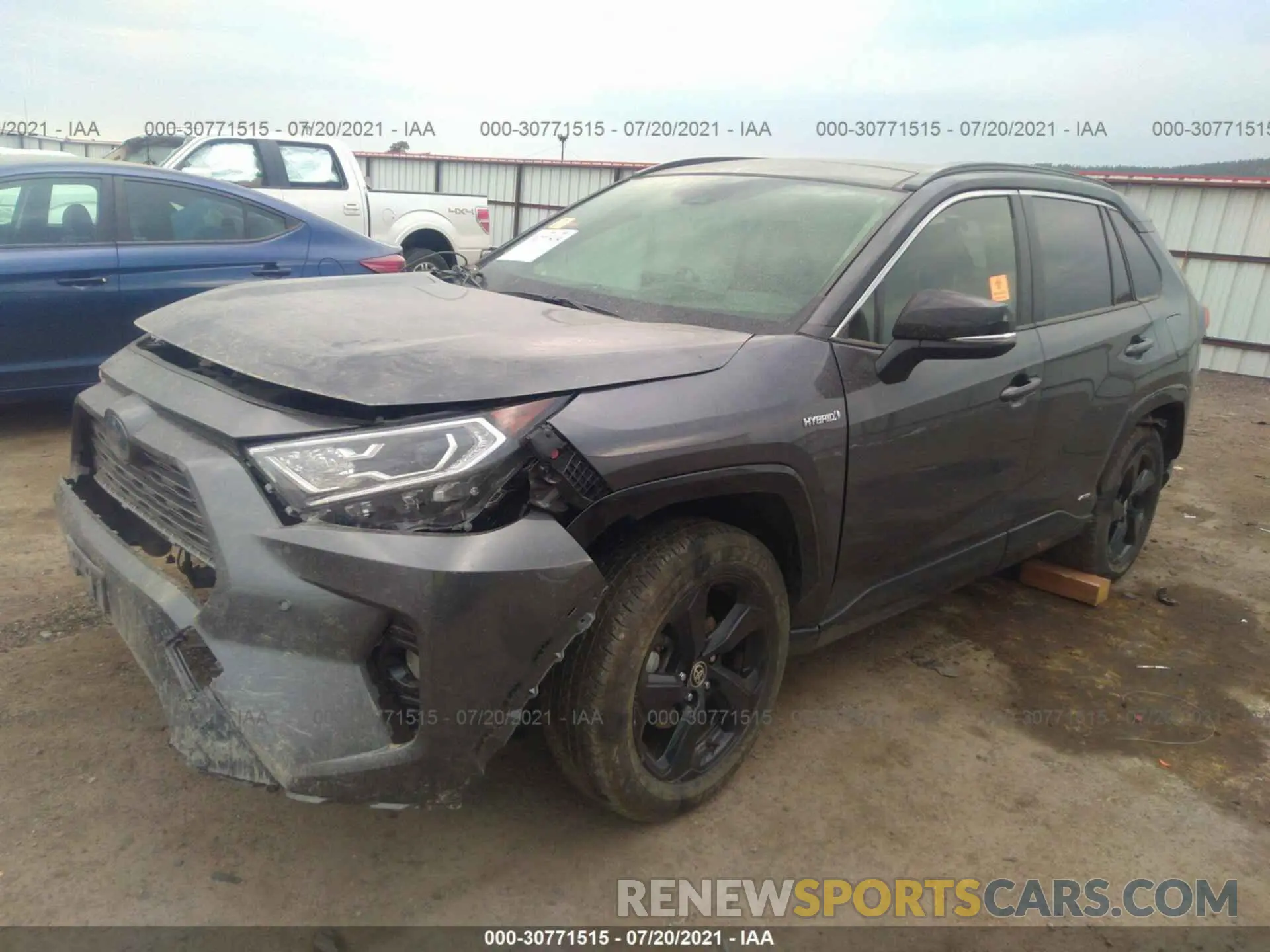 2 fotografías del automóvil dañado JTMEWRFVXLD545311 TOYOTA RAV4 2020