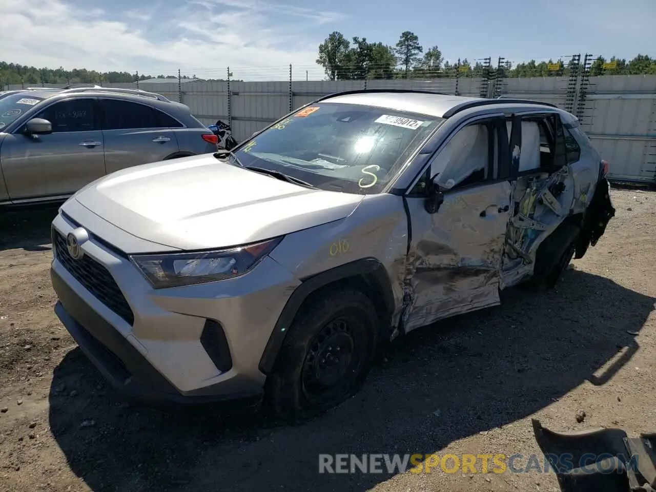 2 fotografías del automóvil dañado JTMH1RFV0LD047663 TOYOTA RAV4 2020