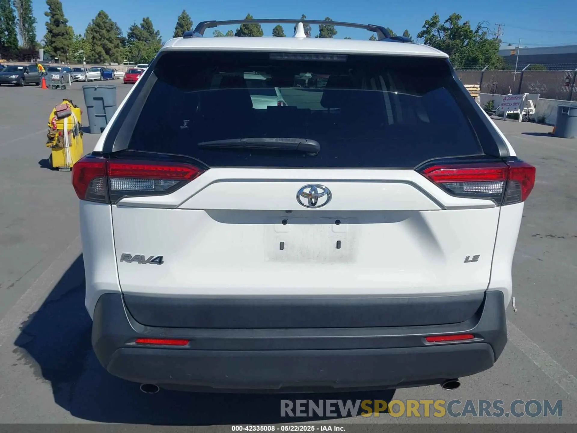 15 fotografías del automóvil dañado JTMH1RFV2LD057255 TOYOTA RAV4 2020