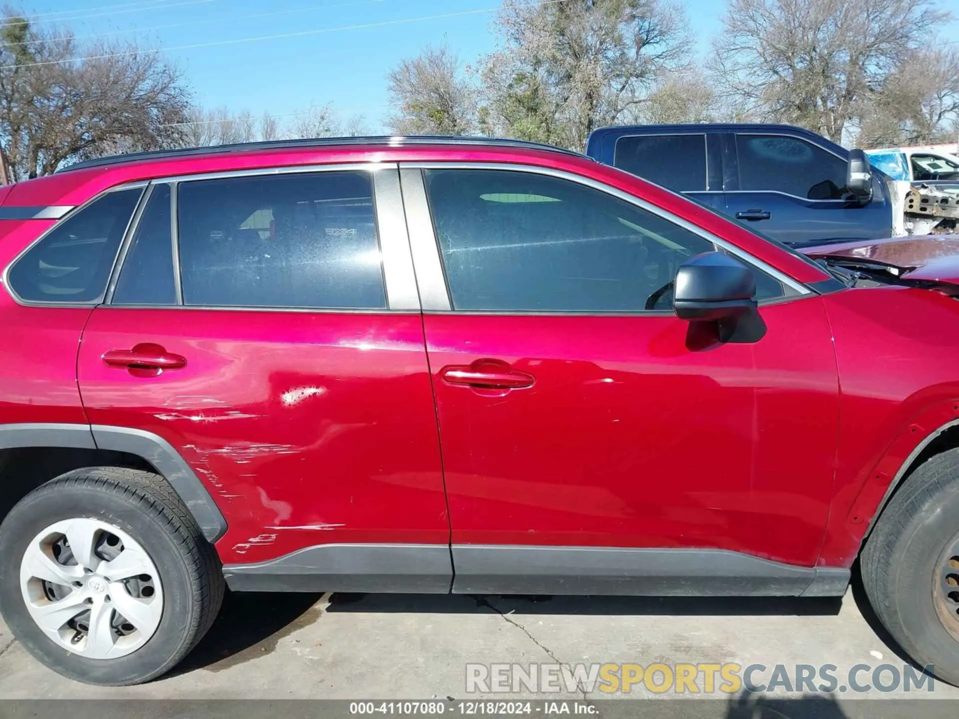 14 fotografías del automóvil dañado JTMH1RFV5LD044631 TOYOTA RAV4 2020