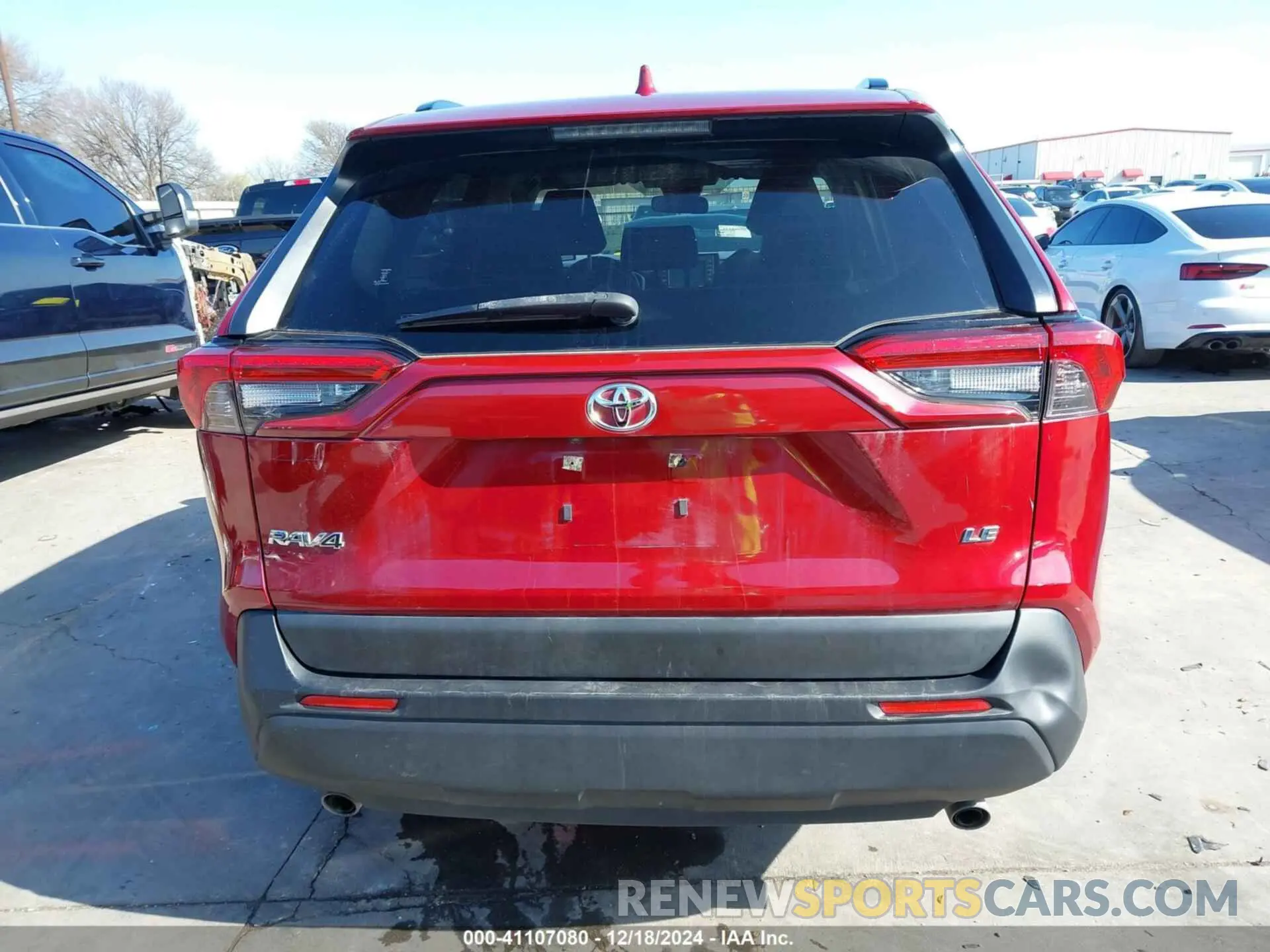 22 fotografías del automóvil dañado JTMH1RFV5LD044631 TOYOTA RAV4 2020