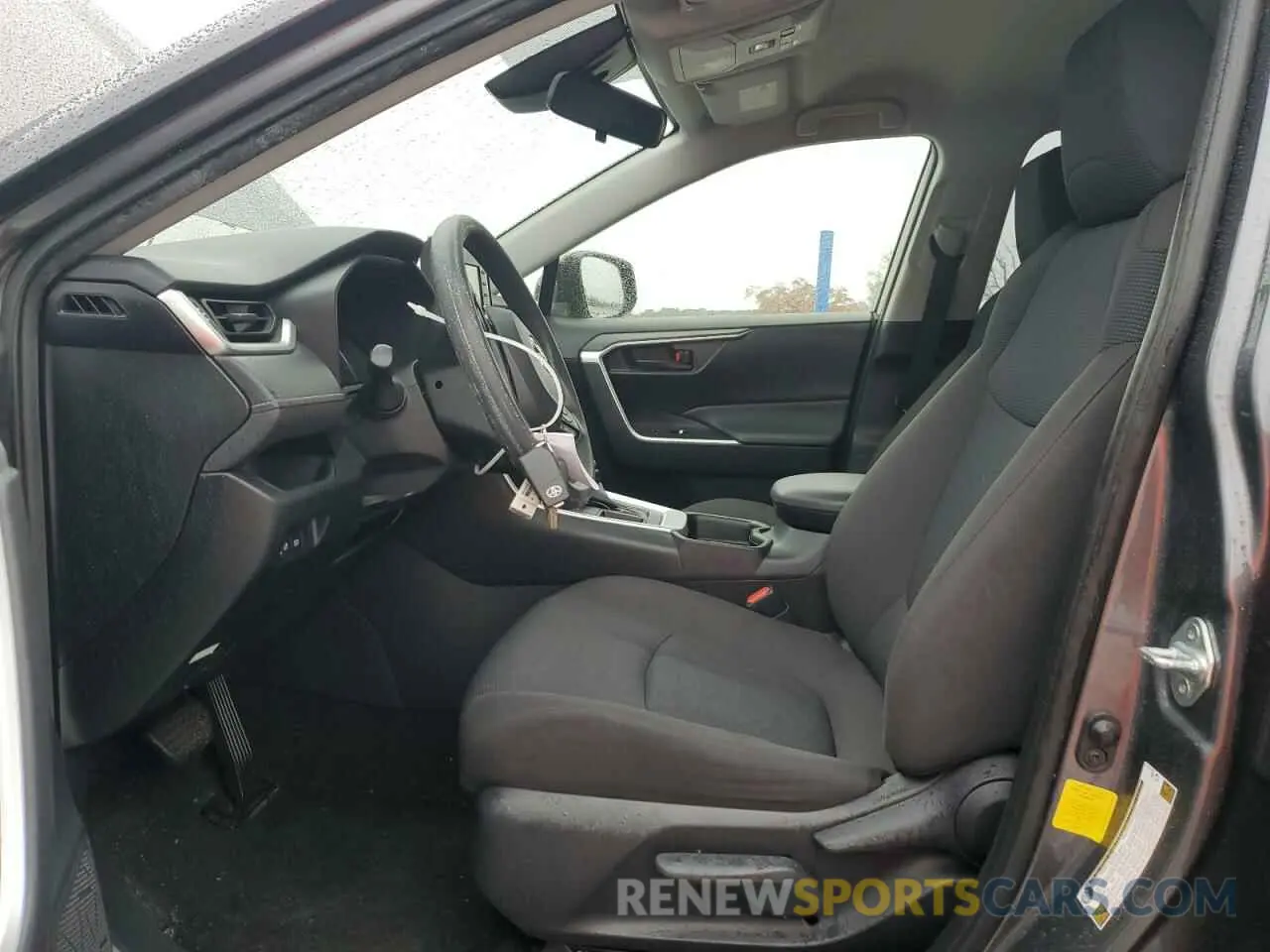 7 fotografías del automóvil dañado JTMH1RFV5LD047450 TOYOTA RAV4 2020