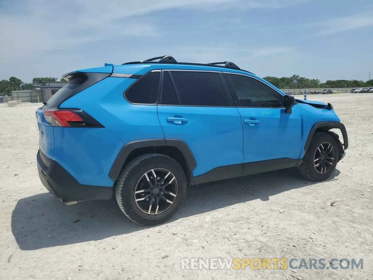 3 fotografías del automóvil dañado JTMH1RFVXLD052031 TOYOTA RAV4 2020
