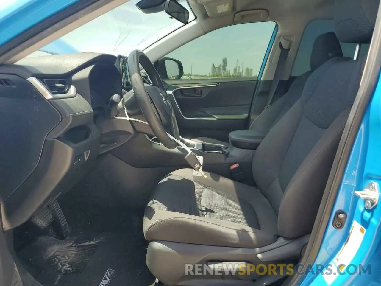 7 fotografías del automóvil dañado JTMH1RFVXLD052031 TOYOTA RAV4 2020