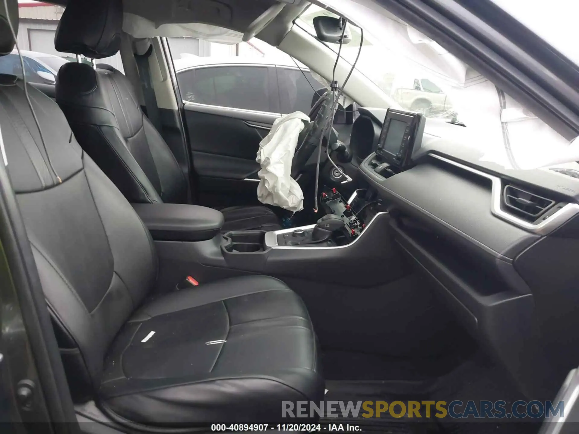 5 fotografías del automóvil dañado JTMLWRFV5LD060565 TOYOTA RAV4 2020
