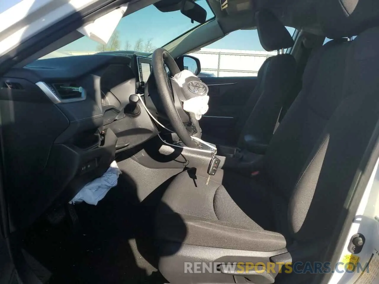 7 fotografías del automóvil dañado JTMM6RFV3LD002748 TOYOTA RAV4 2020