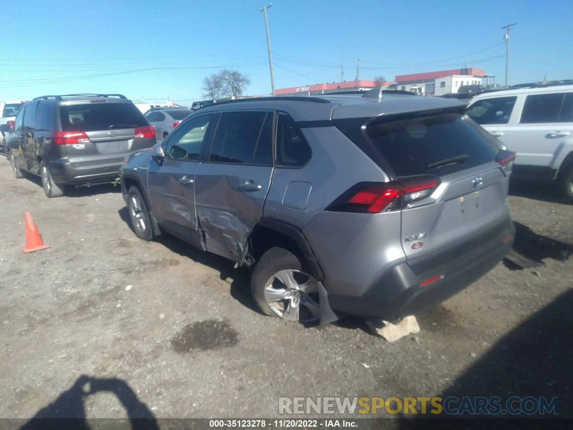 3 fotografías del automóvil dañado JTMMWRFV0LD058243 TOYOTA RAV4 2020