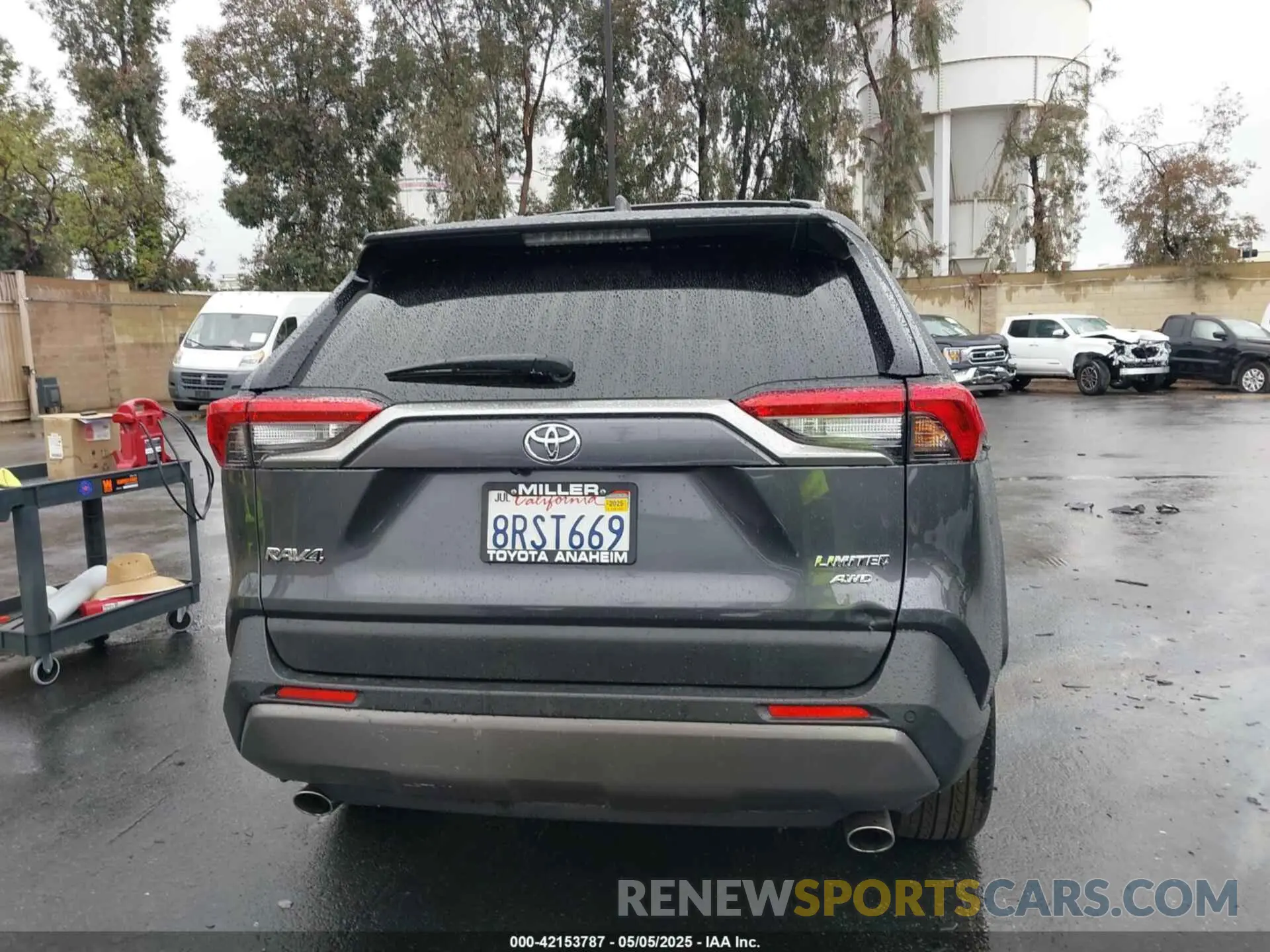 16 fotografías del automóvil dañado JTMN1RFV4LD065845 TOYOTA RAV4 2020