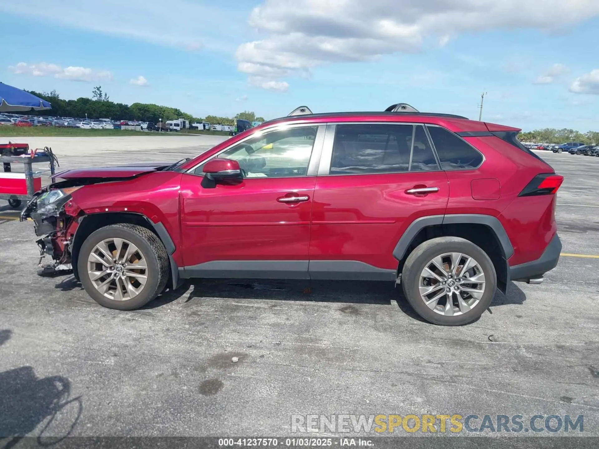 13 fotografías del automóvil dañado JTMN1RFV5LD066390 TOYOTA RAV4 2020