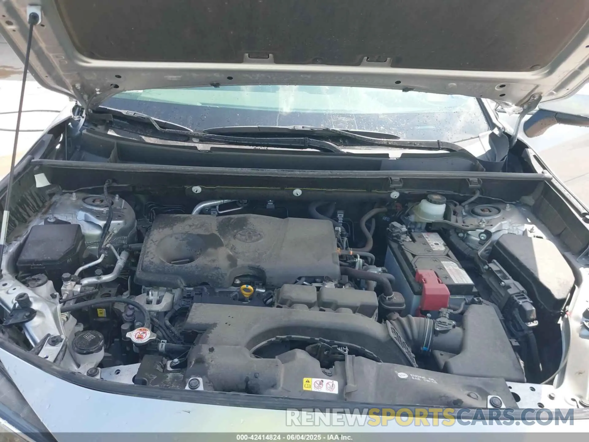 10 fotografías del automóvil dañado JTMP1RFV0LJ030911 TOYOTA RAV4 2020