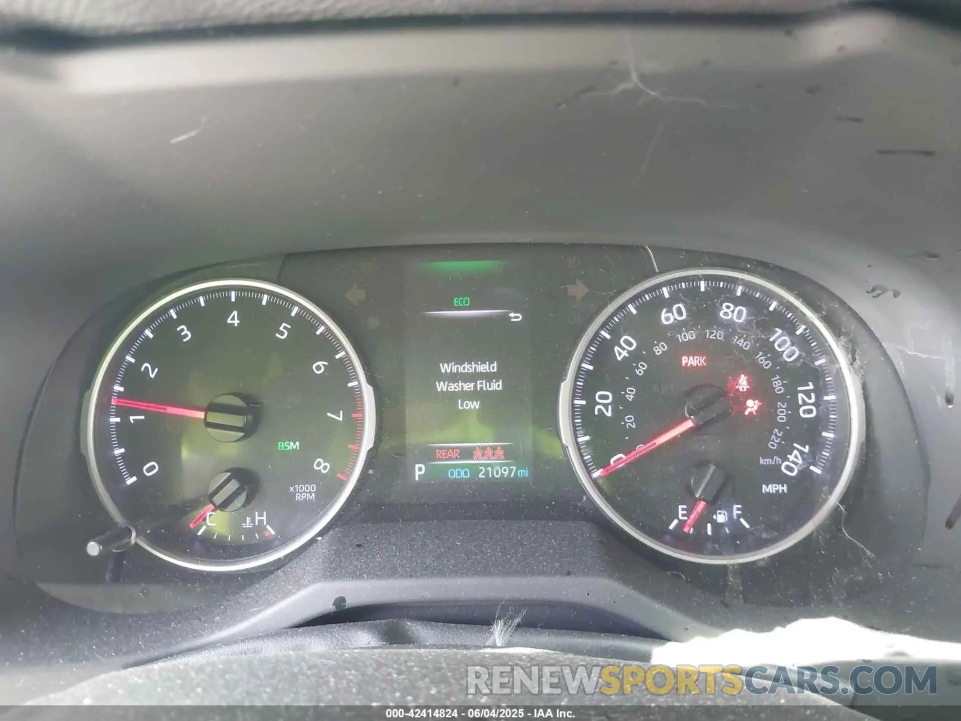 7 fotografías del automóvil dañado JTMP1RFV0LJ030911 TOYOTA RAV4 2020