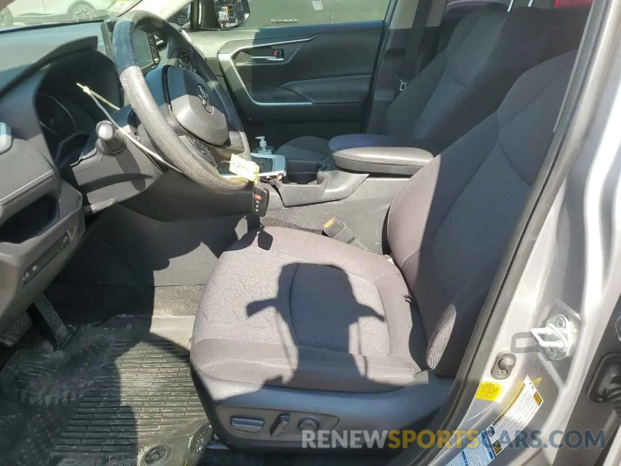 7 fotografías del automóvil dañado JTMP1RFV1LD066587 TOYOTA RAV4 2020