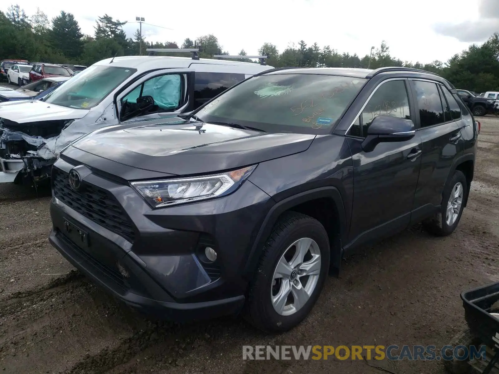 2 fotografías del automóvil dañado JTMP1RFV2LD056098 TOYOTA RAV4 2020