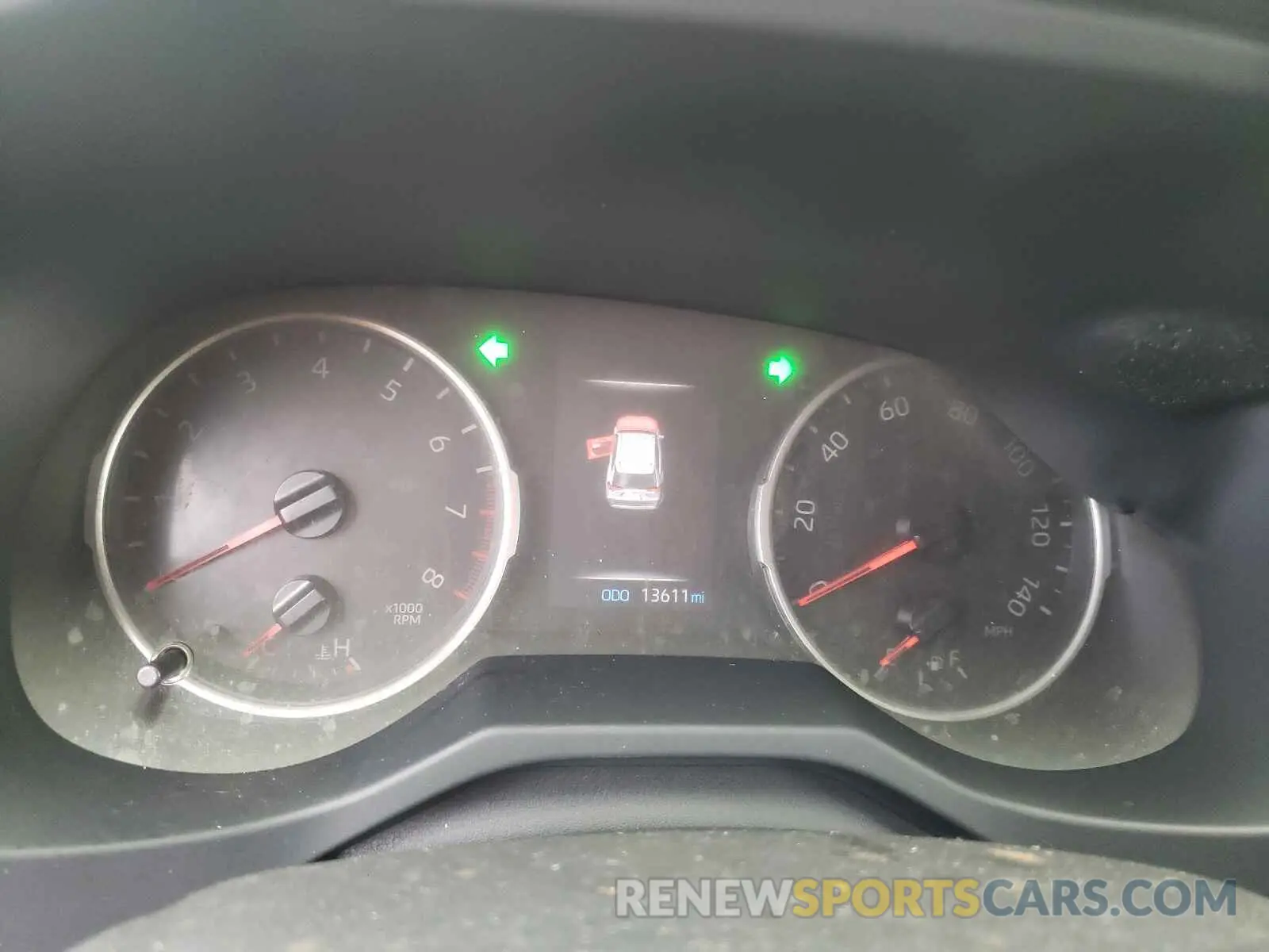 8 fotografías del automóvil dañado JTMP1RFV2LD056098 TOYOTA RAV4 2020