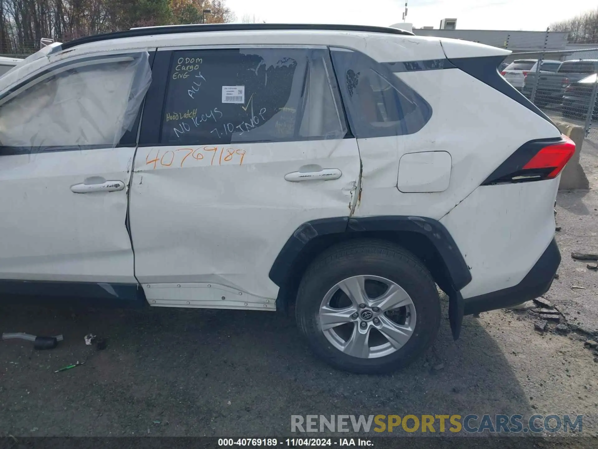 16 fotografías del automóvil dañado JTMP1RFV5LD053907 TOYOTA RAV4 2020