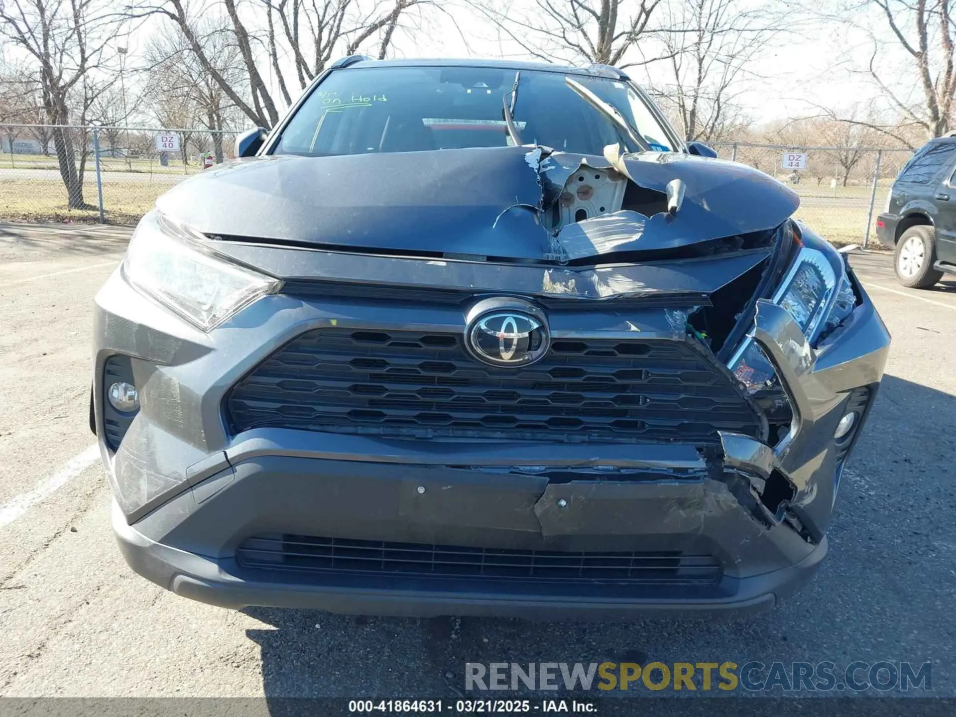 12 fotografías del automóvil dañado JTMP1RFV7LD526870 TOYOTA RAV4 2020