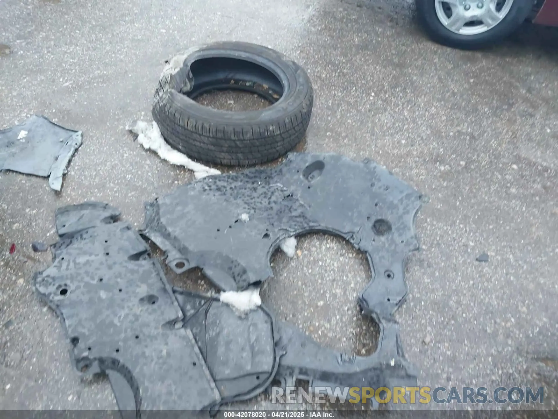 12 fotografías del automóvil dañado JTMP1RFV8LJ032079 TOYOTA RAV4 2020