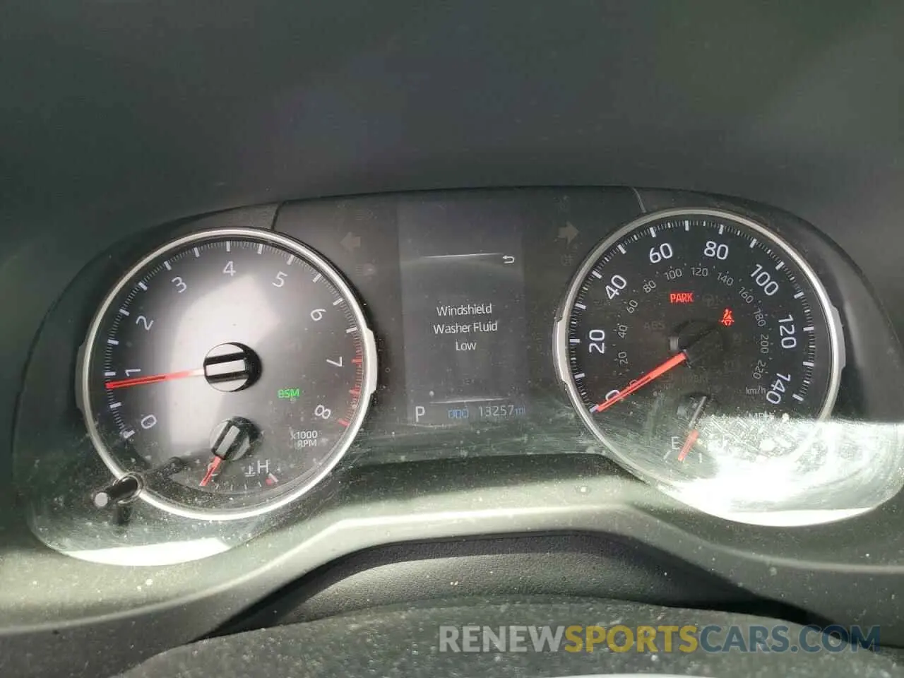 9 fotografías del automóvil dañado JTMP1RFVXLD052493 TOYOTA RAV4 2020
