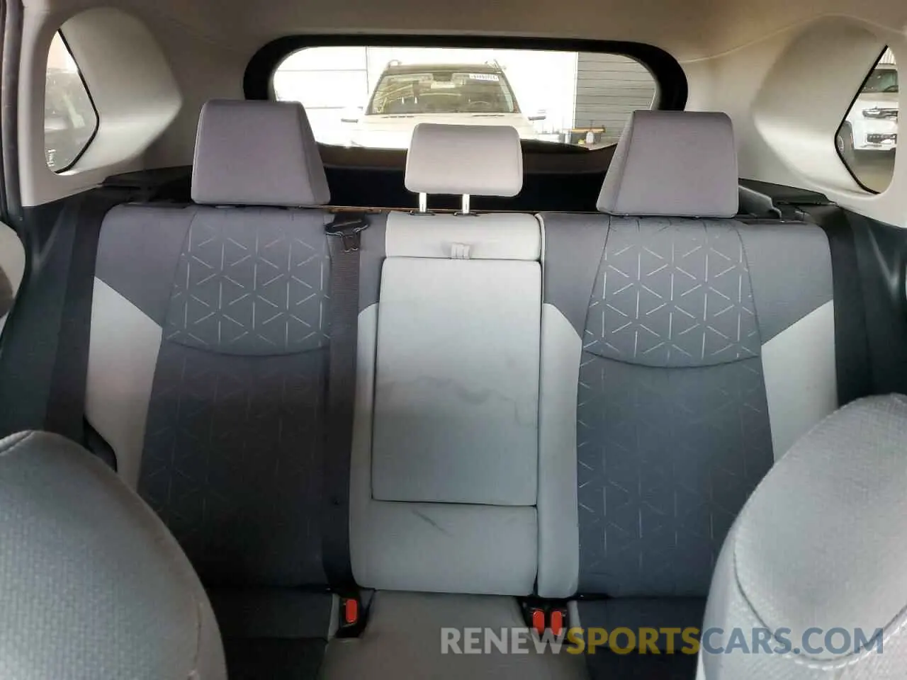 10 fotografías del automóvil dañado JTMRWRFV4LD056744 TOYOTA RAV4 2020