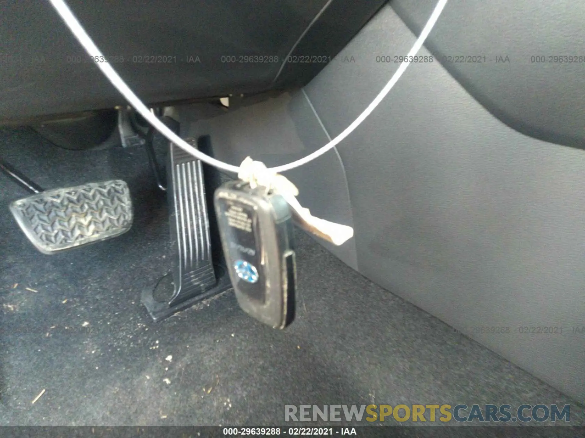 11 fotografías del automóvil dañado JTMRWRFV4LJ048418 TOYOTA RAV4 2020
