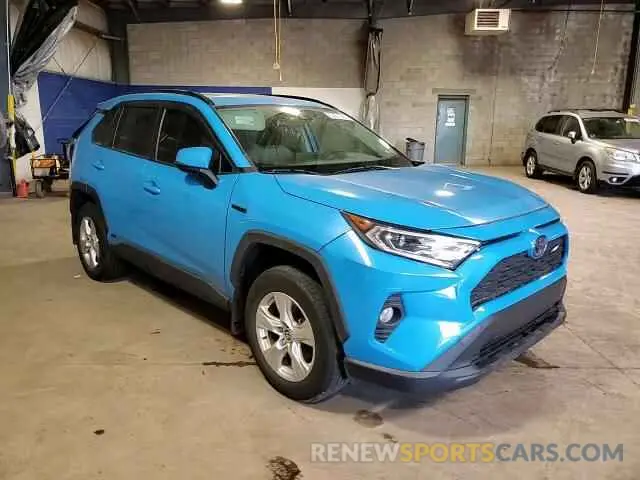14 fotografías del automóvil dañado JTMRWRFV7LJ030110 TOYOTA RAV4 2020