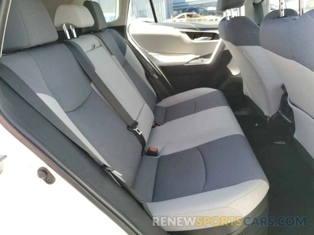 11 fotografías del automóvil dañado JTMRWRFV8LD068721 TOYOTA RAV4 2020