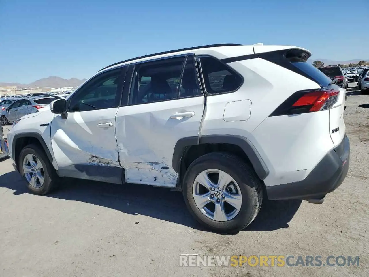 2 fotografías del automóvil dañado JTMRWRFV8LD068721 TOYOTA RAV4 2020
