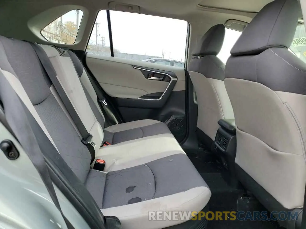11 fotografías del automóvil dañado JTMRWRFV8LD070114 TOYOTA RAV4 2020