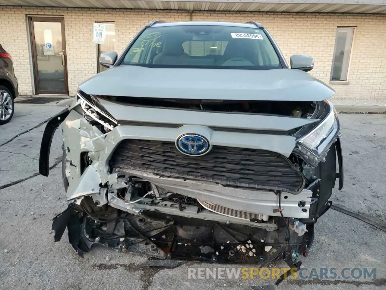 5 fotografías del automóvil dañado JTMRWRFV8LD070114 TOYOTA RAV4 2020