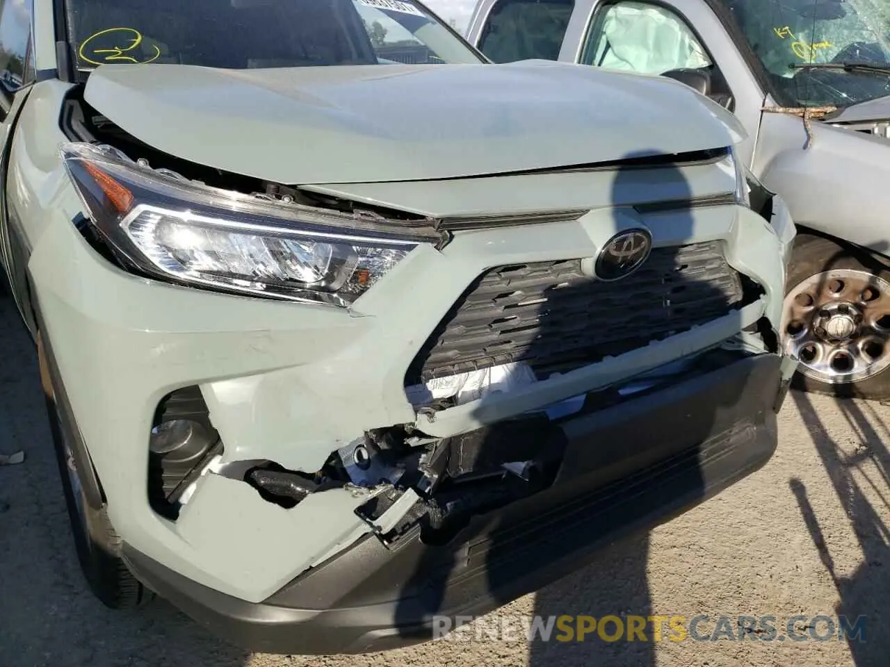 9 fotografías del automóvil dañado JTMW1RFV0LD057035 TOYOTA RAV4 2020