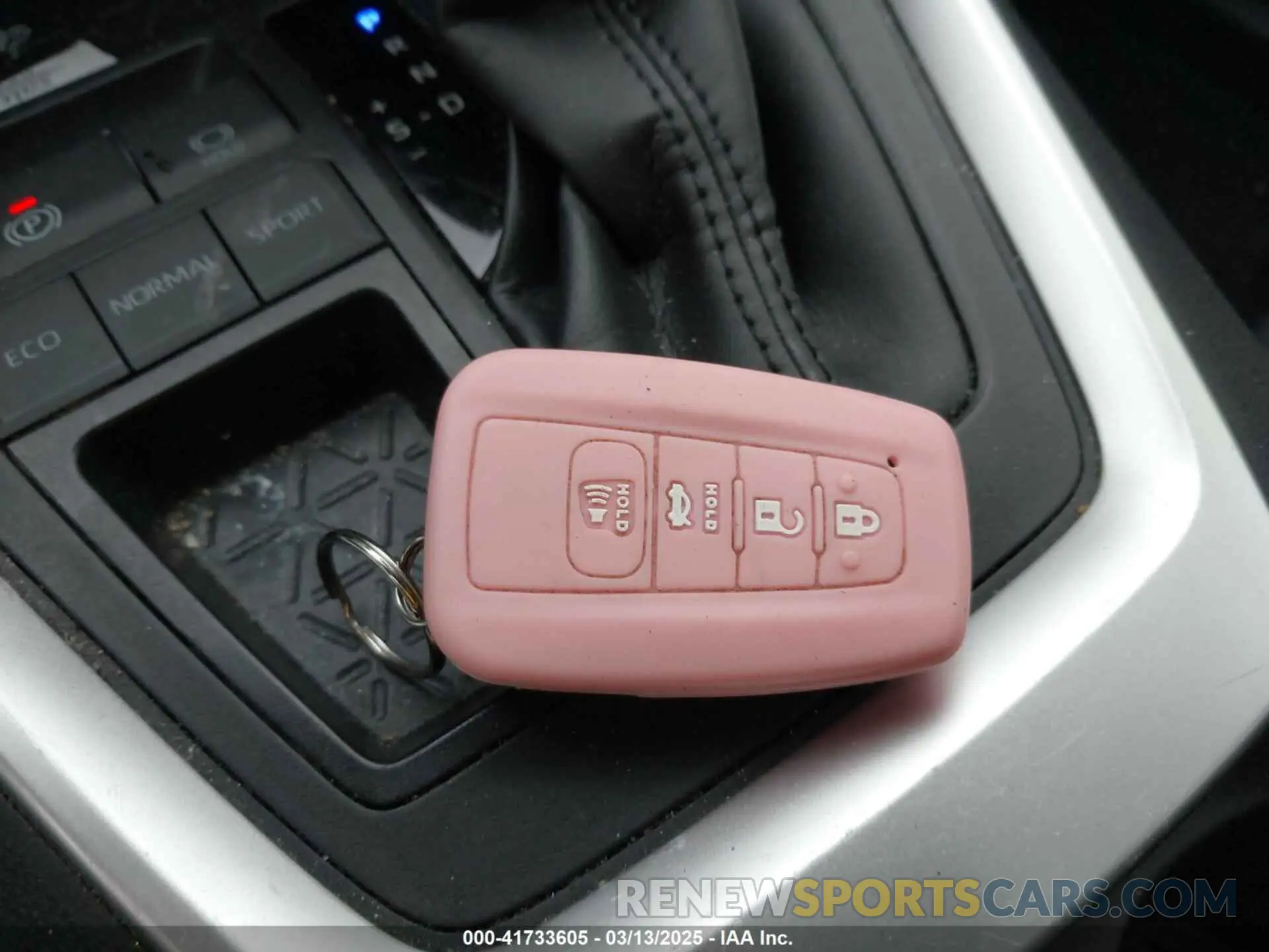 11 fotografías del automóvil dañado JTMW1RFV1LD048988 TOYOTA RAV4 2020