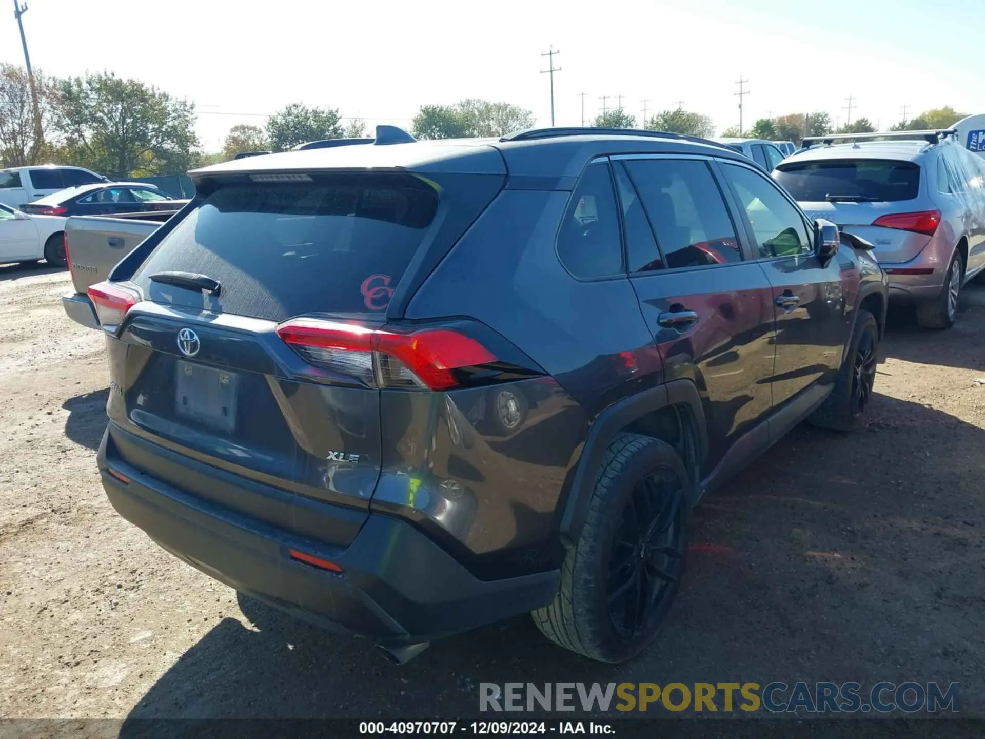 4 fotografías del automóvil dañado JTMW1RFV9LJ019983 TOYOTA RAV4 2020