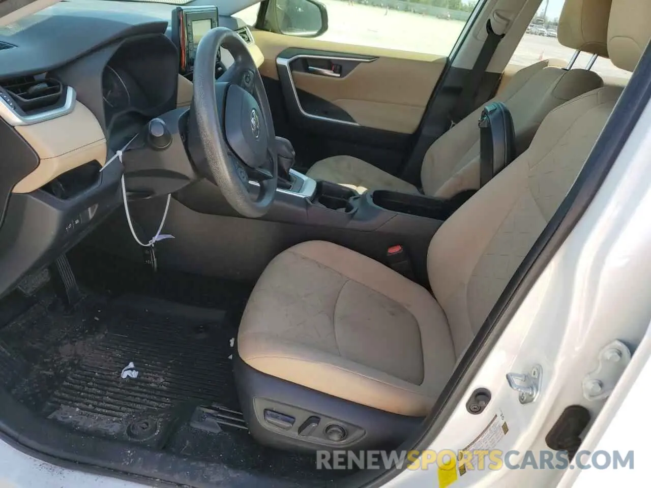 7 fotografías del automóvil dañado JTMW1RFVXLD042638 TOYOTA RAV4 2020
