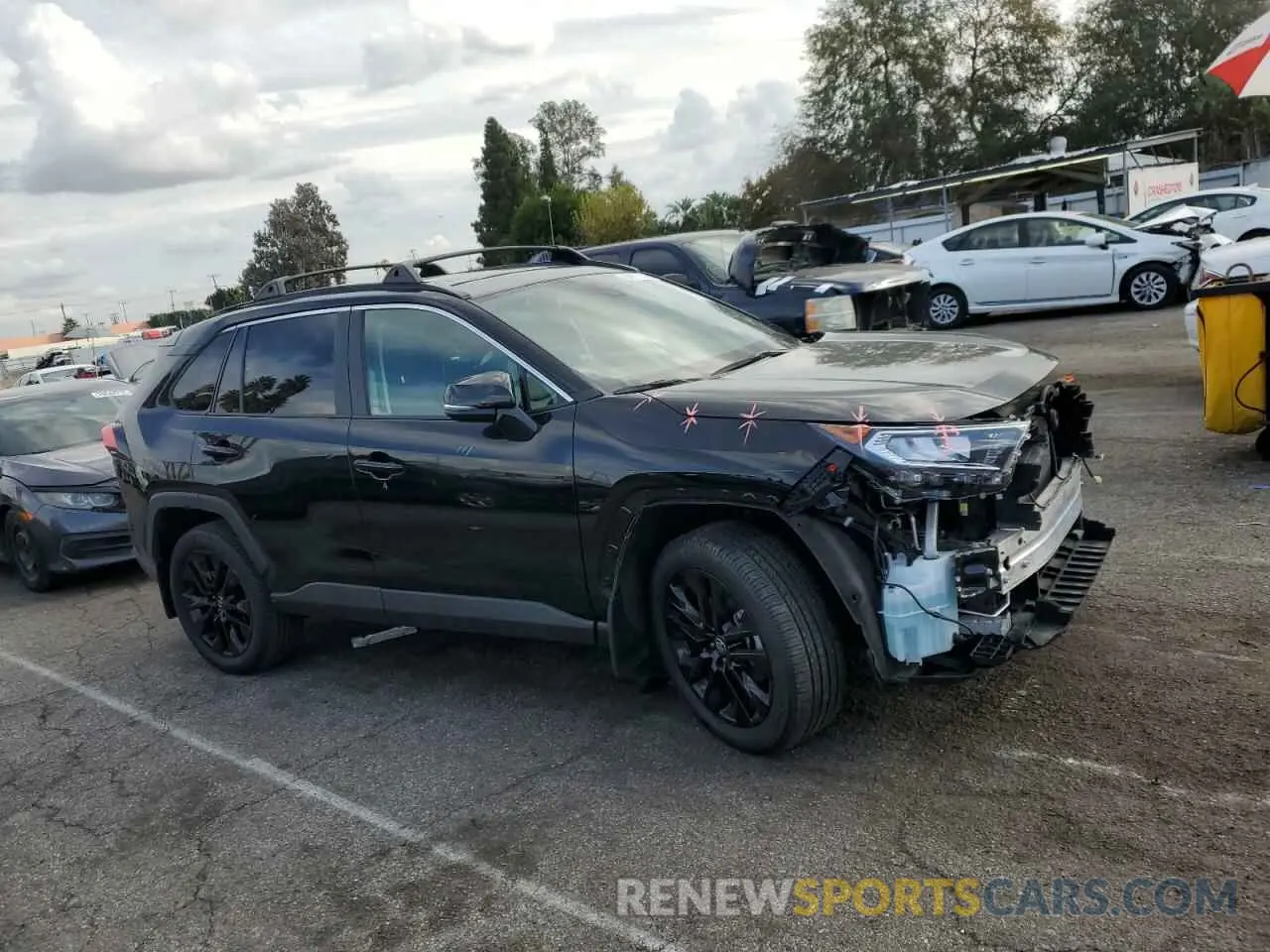 4 fotografías del automóvil dañado 2T3A1RFV0MC156938 TOYOTA RAV4 2021