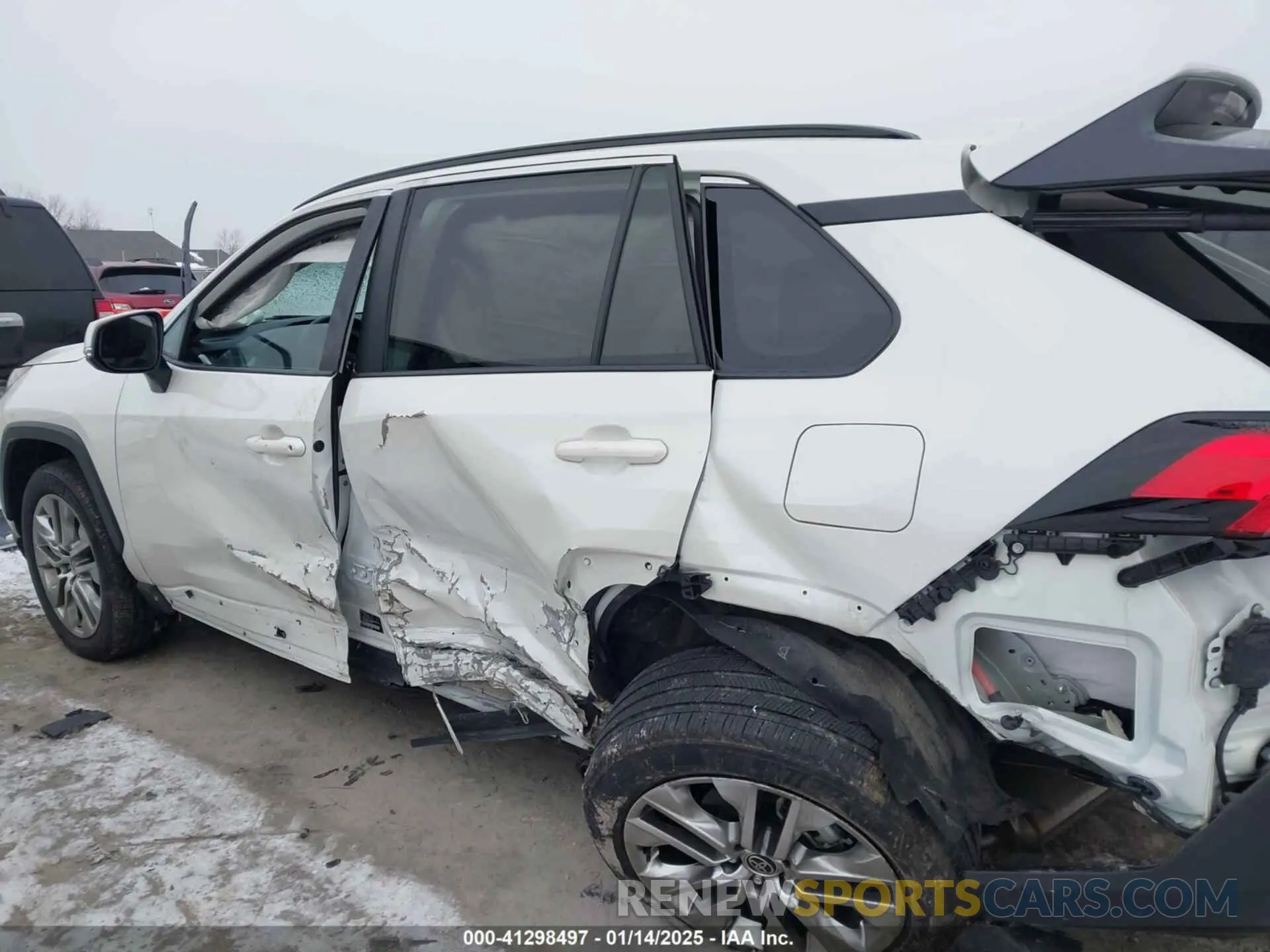 14 fotografías del automóvil dañado 2T3A1RFV0MW208986 TOYOTA RAV4 2021