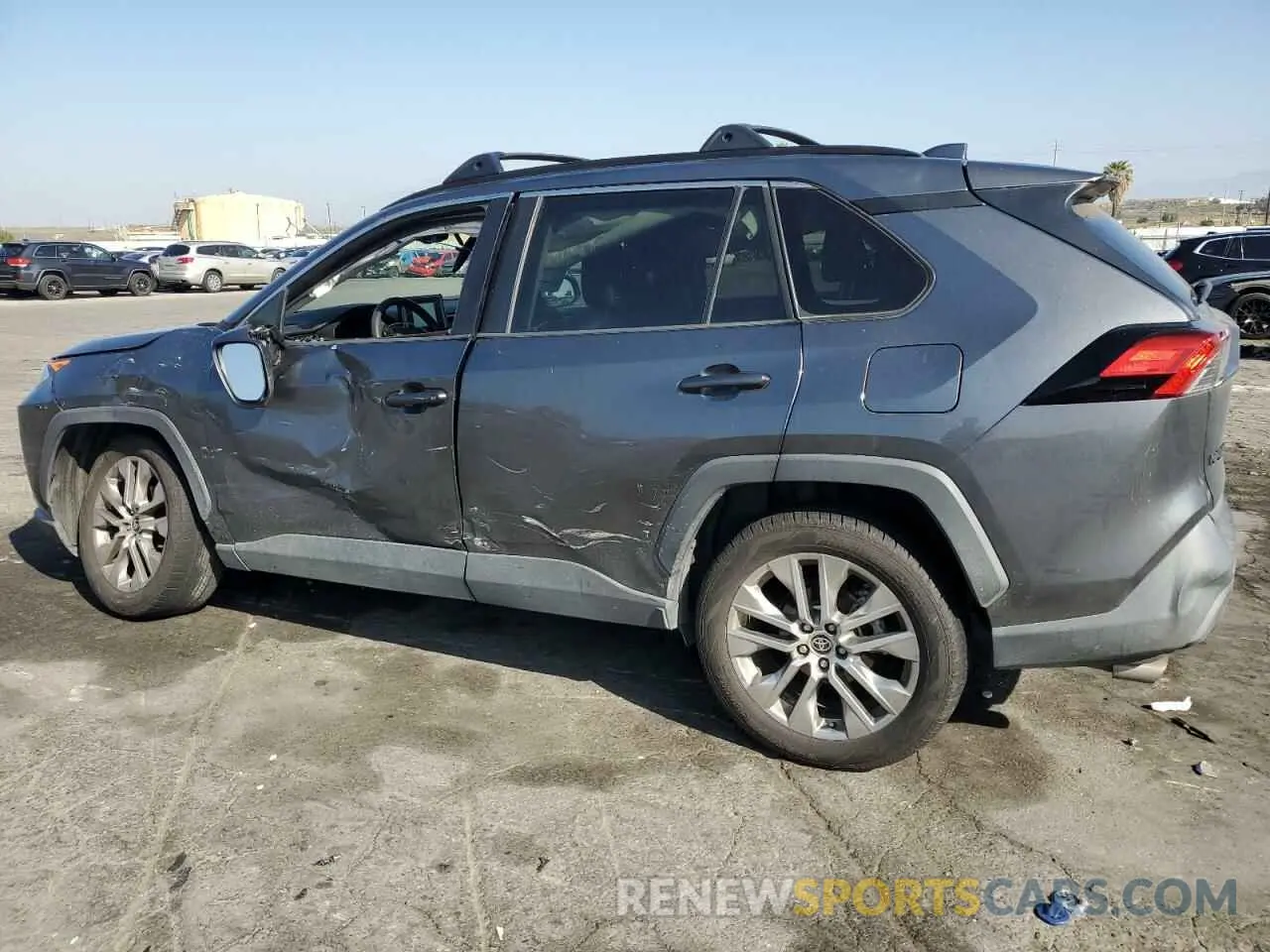 2 fotografías del automóvil dañado 2T3A1RFV2MC188533 TOYOTA RAV4 2021