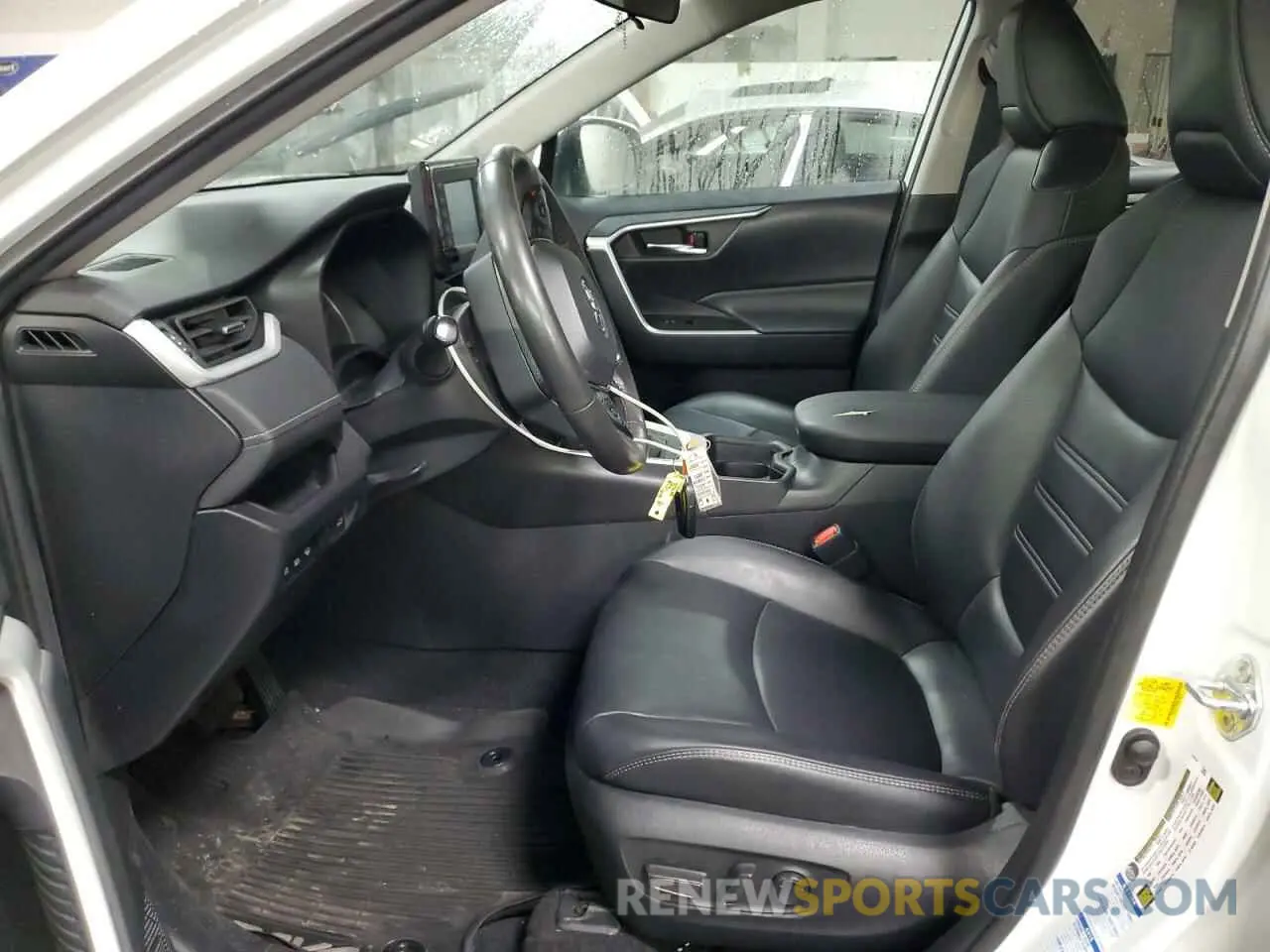 7 fotografías del automóvil dañado 2T3A1RFV2MW145230 TOYOTA RAV4 2021